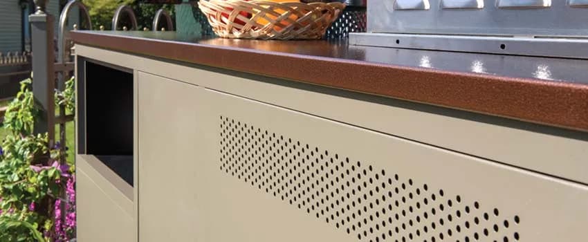 INTEGRATED BACK PANELS