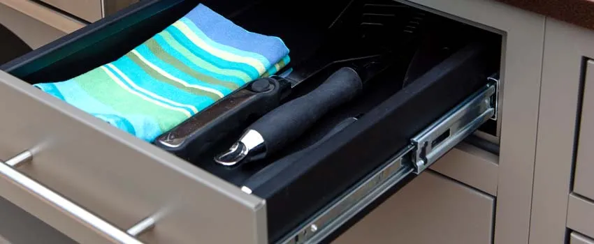 POWDER-COATED TEXTURED BLACK DRAWER BOXES